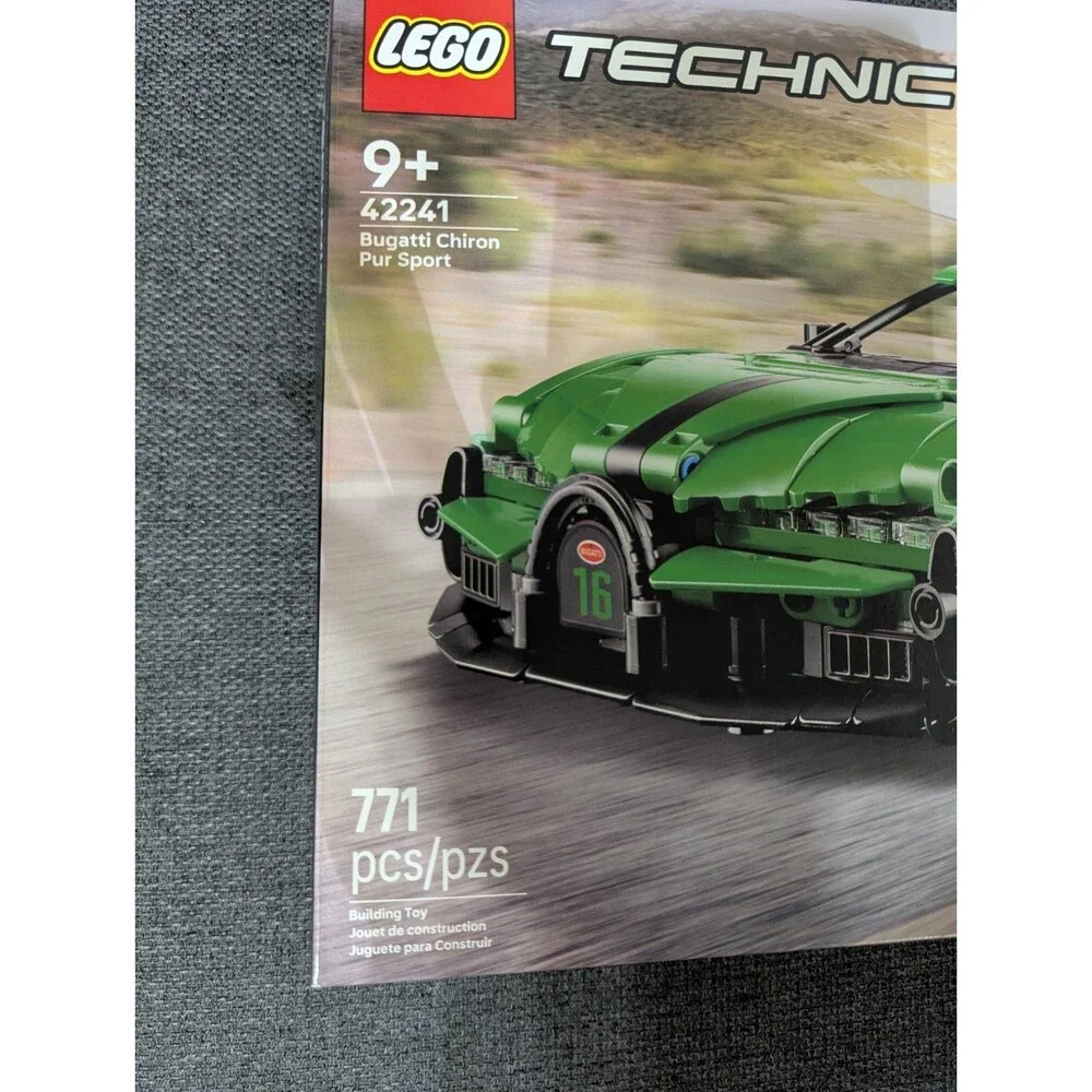LEGO #42241 BUGATTI CHIRON PUR NEW SEALED FREE SHIP LOWER 48 STATES